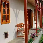 Napsugar Vendeghaz Kır Evi
